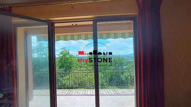 Maison 7 pièces 122 m² · à Jassans-Riottier · 122 m² · 419 000 €
