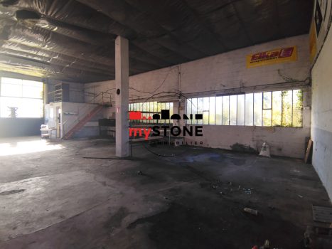 Local commercial 430 m² · à Saint-Étienne-sur-Chalaronne · 430 m² · 159 000 €